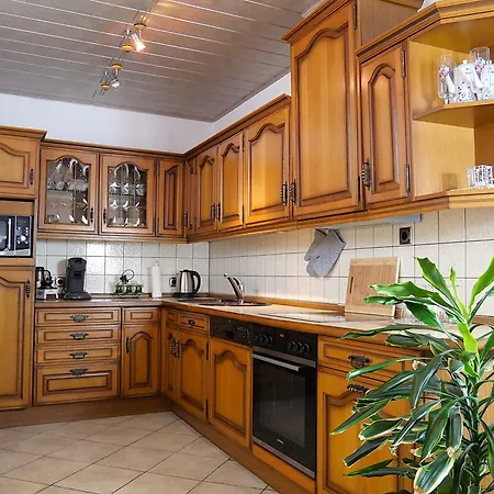 Ferienwohnung Ferienhaus Woerrstadt Apartman *